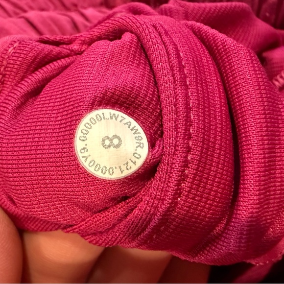 Hotty Hot Low-Rise Lined Short 2.5" Pink - Size 8 - Picture 4 of 5